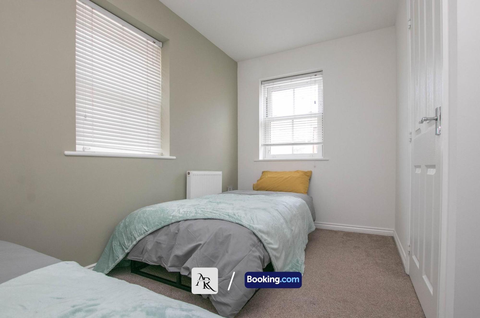 Cozy House By Ar Properties Short Lets & Serviced Accommodation Colchester Eksteriør billede